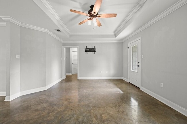 Photo - 32590 Weiss Rd