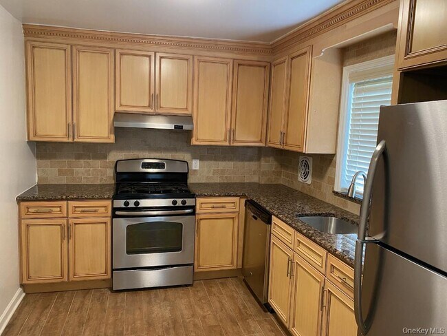 Photo - 452 Dawson Ln