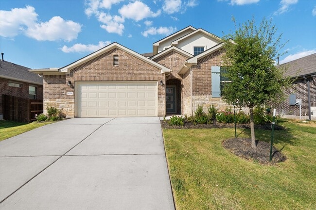 Photo - Large 4-Bedroom Home in Sorento for Lease