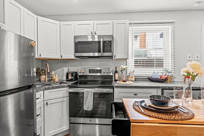 Photo - East Passyunk 1 bedroom Unit R