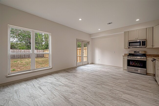 Photo - 5530 Hirondel St Unidad A