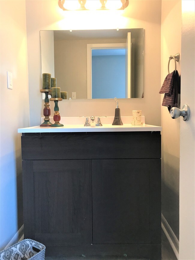 Photo - Chapel Hill Apartments