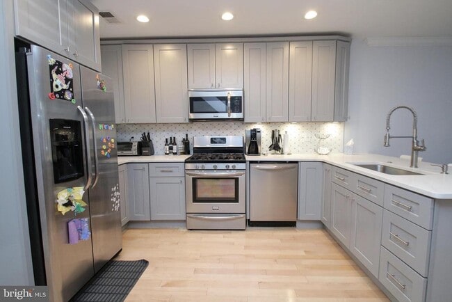 Photo - 703 S 17th St