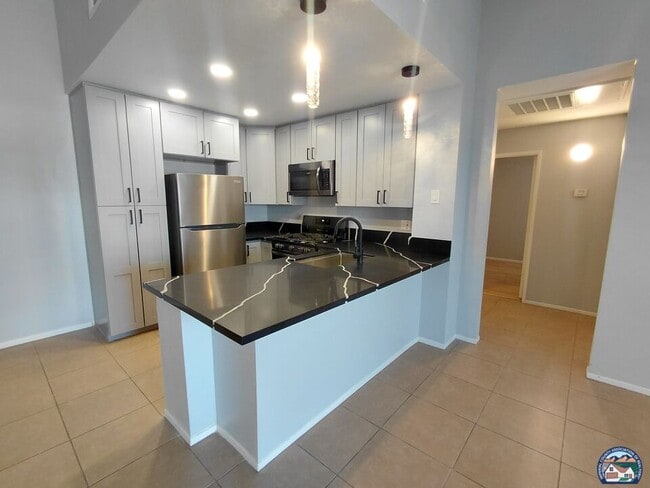 Photo - 1100 Rodeo Dr Unit 745