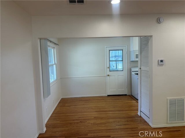 Photo - 1808 Oakwood Ave Unit 8