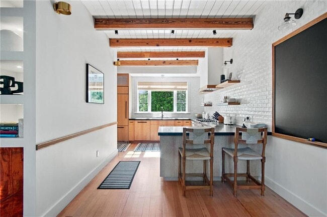 Photo - 50 Cliff Ave