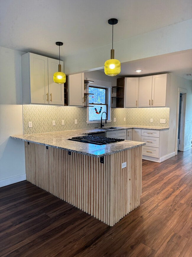 Photo - 3111 Arthur St NE