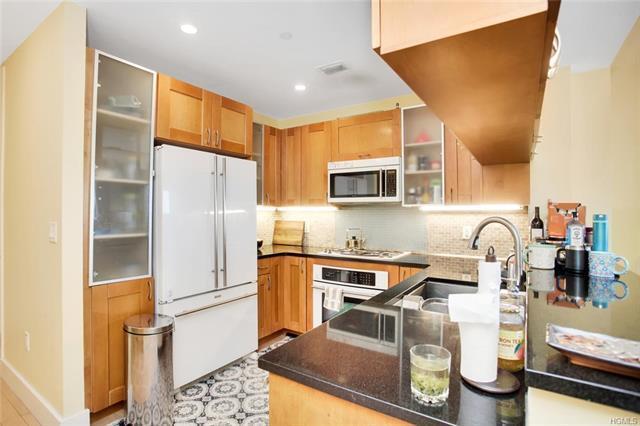 Photo - 2 bedroom in New Rochelle NY 10801
