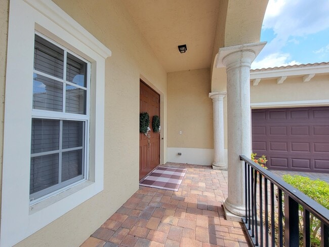 Photo - 183 Rudder Cay Way
