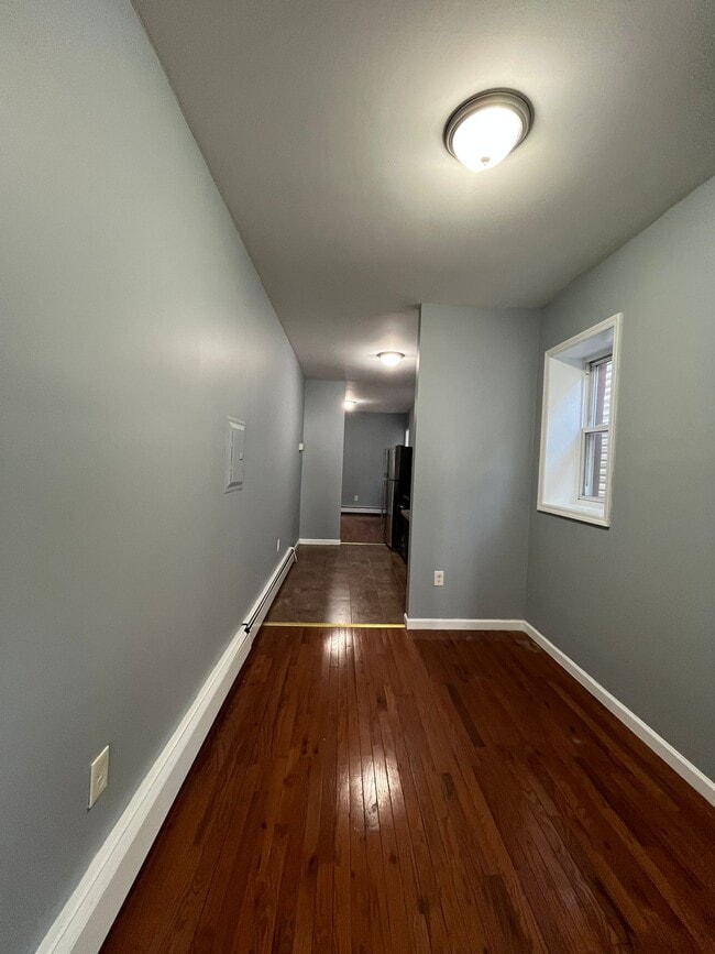 Photo - 82 Fulton Ave Unit 2R