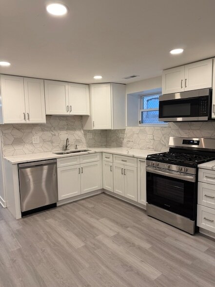 Photo - 8106 S Langley Ave Unit G