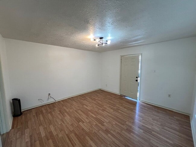 Photo - One Bedroom Home Downtown