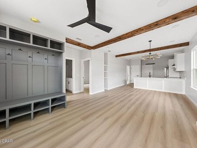 Photo - 517 E 8th St