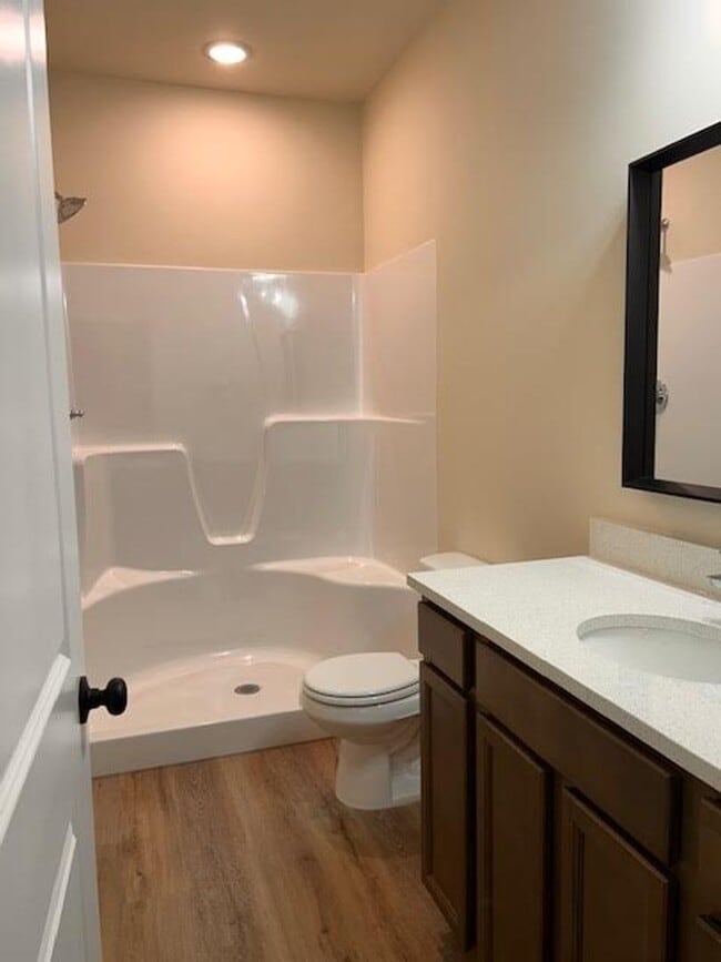 Photo - 501 E Harper St Unit 501 E Harper