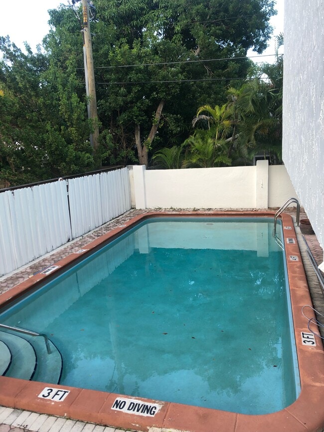 3000 N Ocean Blvd Unit 403