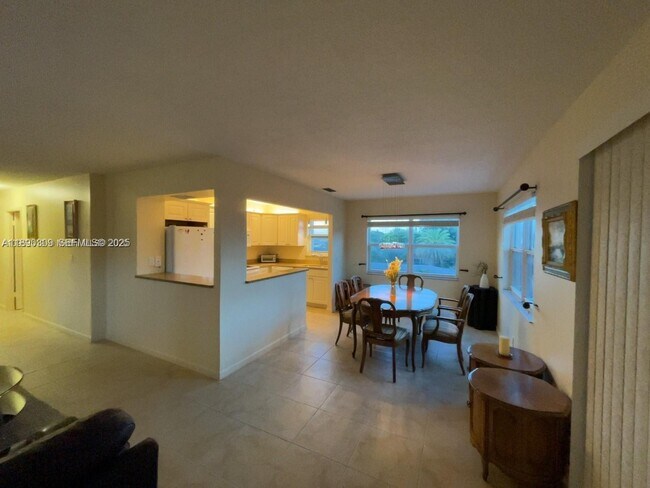 Photo - 1701 Buchanan St Unit 301