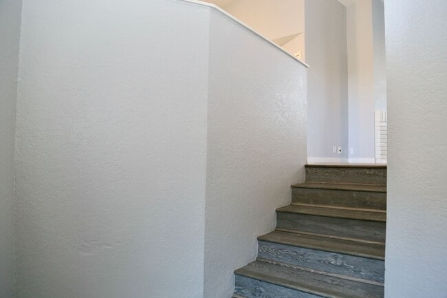 Photo - SO close to the beach and PCH - 3 Bedrooms and 3 Ensuite Bathrooms - Upgraded Upper Home With Lam...