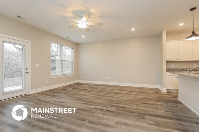 Photo - 166 Noble Pk Cir
