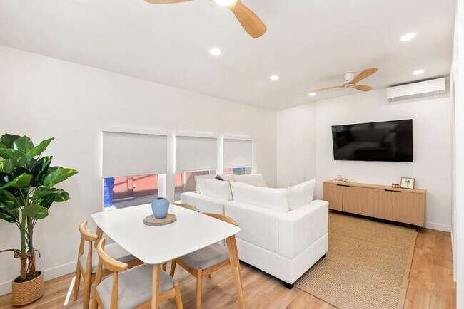 362 Gravilla St Unit SI ID1625731P