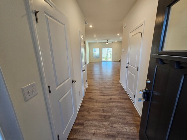 Photo - Like New Town Home in Kellerton Place, Monroe!