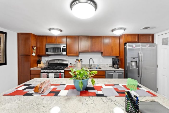 Isla de cocina - 1150 Rue La Chelle Walk Unidad Villas on Olive