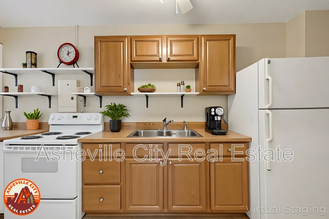 Photo - 87 Brevard Rd Unit Apartment #3