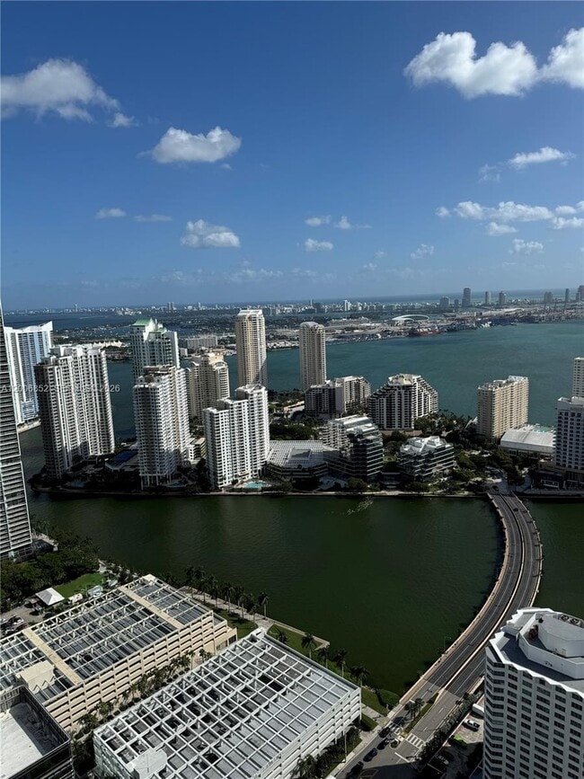 Photo - 950 Brickell Bay Dr Unidad 5402