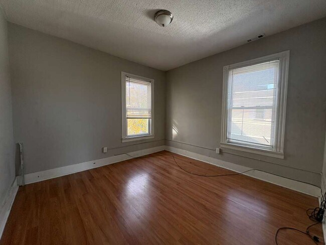 Photo - 153 Humphrey St Unidad 2