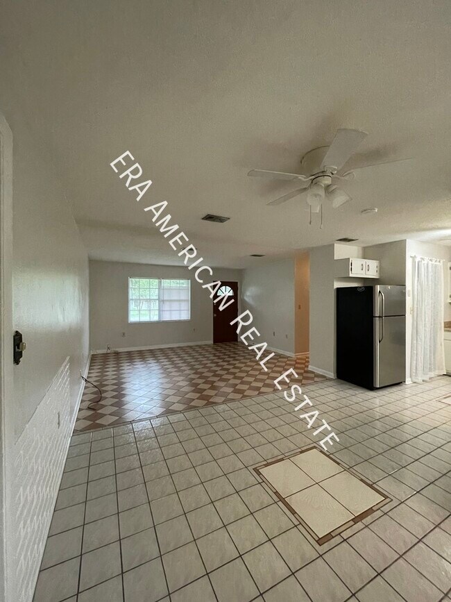 Photo - Bi-weekly Lawn Care Included!