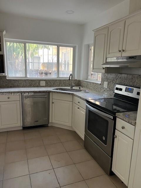 Photo - 1860 SW 4th Ave