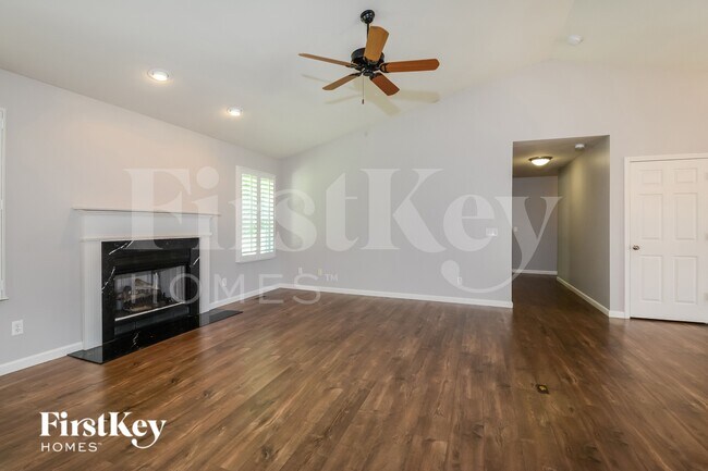 Photo - 616 Autumnwood Forest Dr