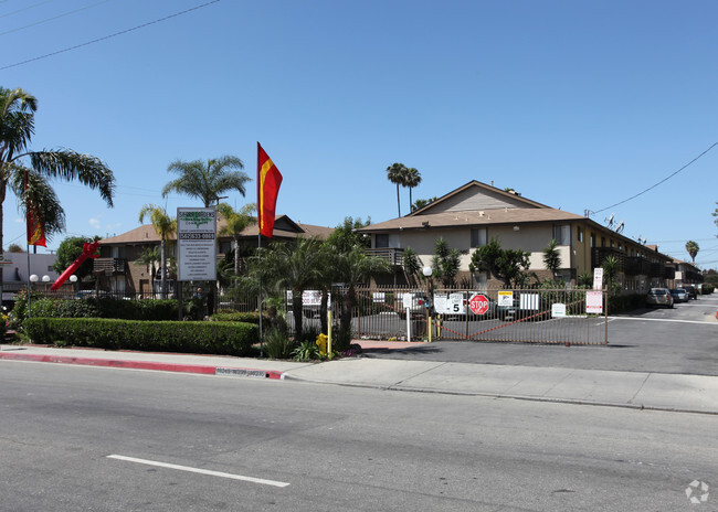 Sierra Garden Apartments - Sierra Garden Apartments