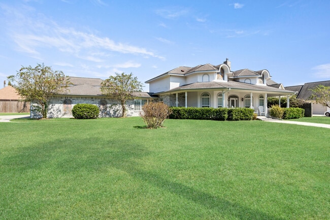 Photo - 100 Dillons Way
