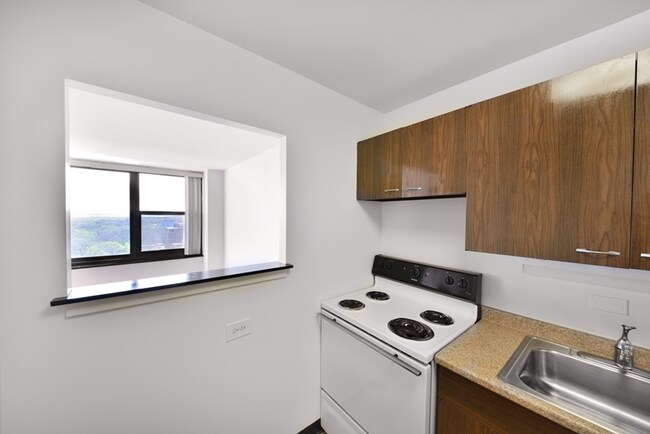 Photo - 7447 S South Shore Dr