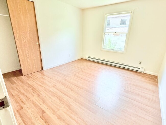 Photo - 42 Jersey Ave Unit 1