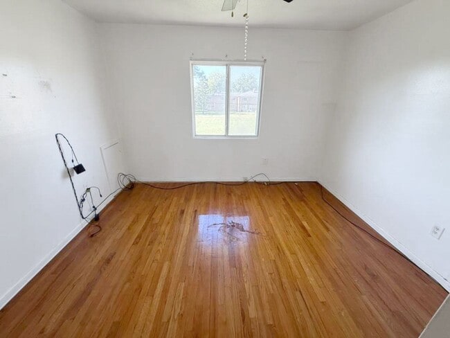 Photo - 2 BED, 2 BATH BEAUTIFUL UNIT CLEVELAND!