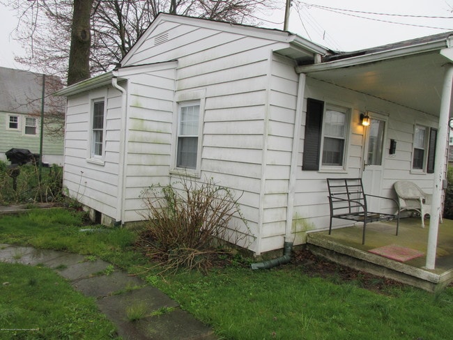Photo - 323 15th Ave