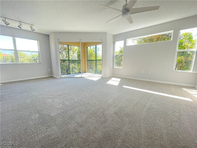 Photo - 8851 Colonnades Ct W Unit 121