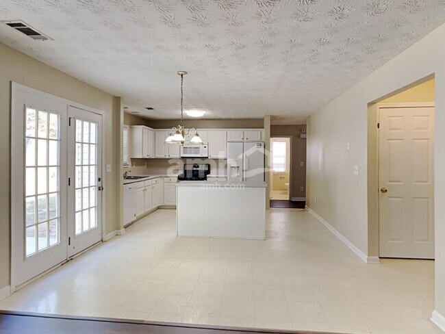 Photo - 3801 Bogan Mill Rd