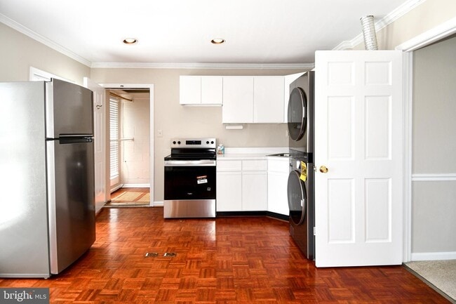 Photo - 2 E Federal St