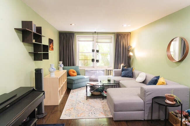 Building Photo - 340 Haven Ave Unit #1H Rental