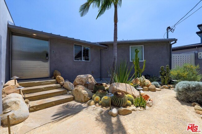 11001 Wrightwood Pl