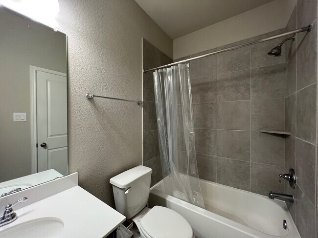 Photo - 8719 Arbor Trail Dr