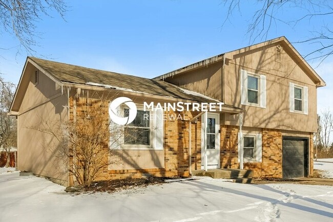 3 Bedroom Pet-Friendly Home in Indianapolis, IN with Main Street Renewal