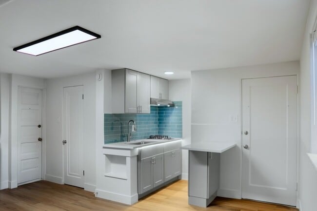 Photo - 1364 Lafayette St Unit 3