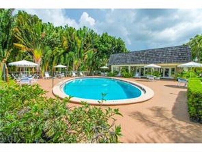 Building Photo - 3123 Oakland Shores Dr Unit D112