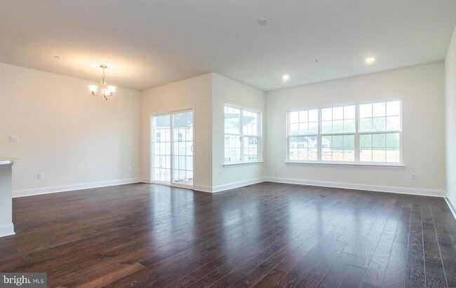 Photo - 128 Golden Vale Dr