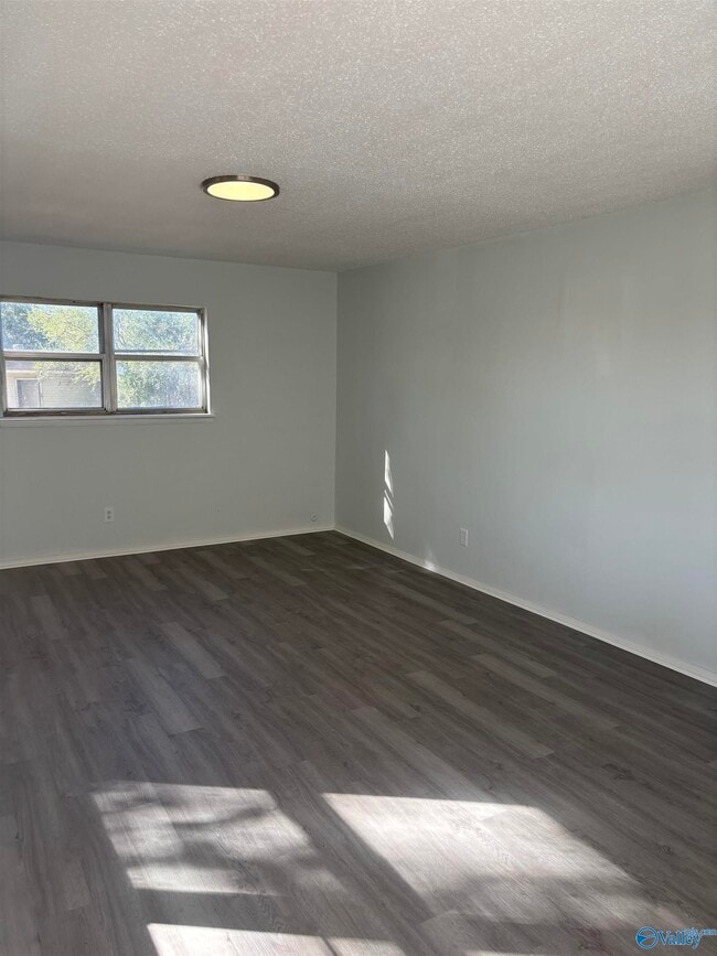 Photo - 157 Baltimore Dr