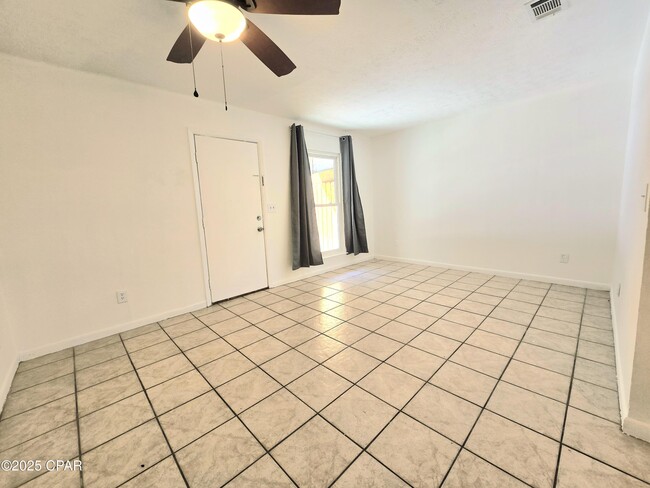 Photo - 636 W Caladium Cir Unit C