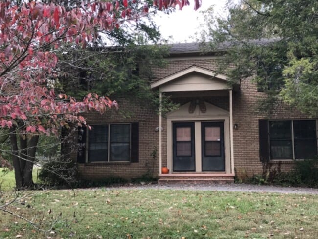 Photo - 801 Sky Blue Dr
